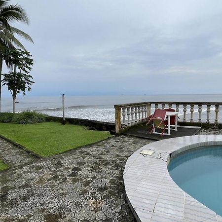 Hotel Les Polygones Kribi Exteriör bild