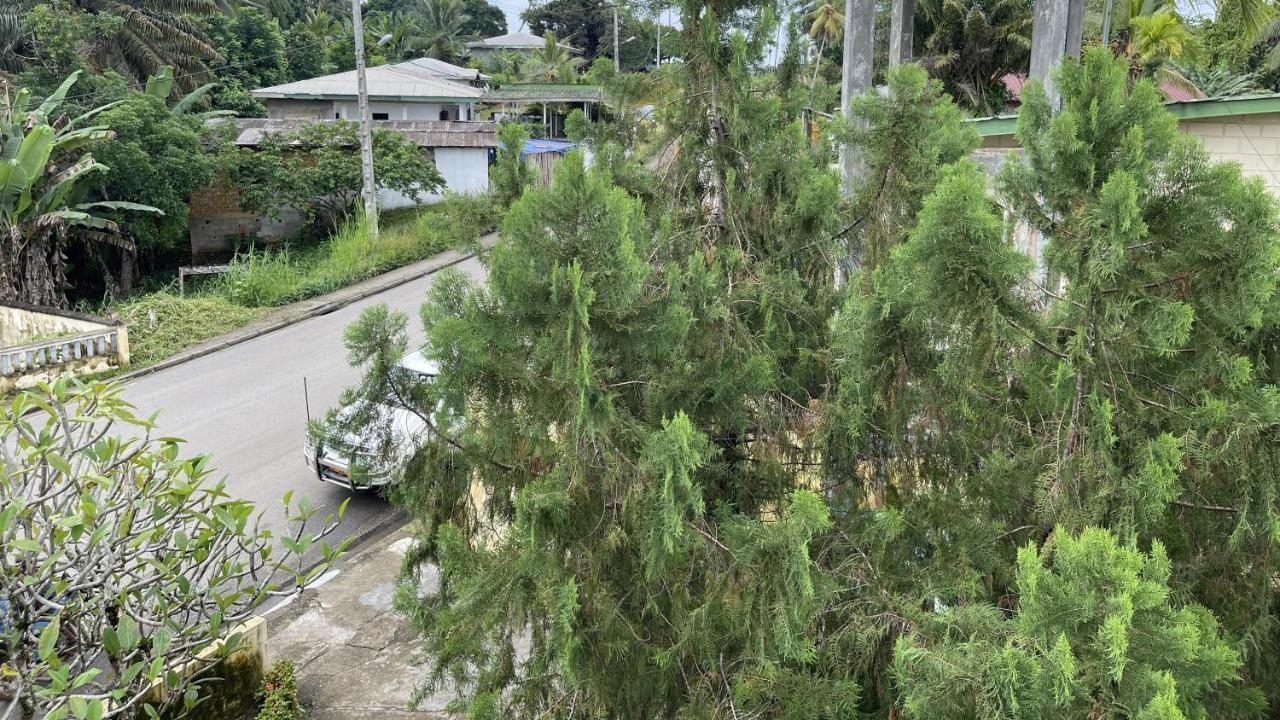 Hotel Les Polygones Kribi Exteriör bild
